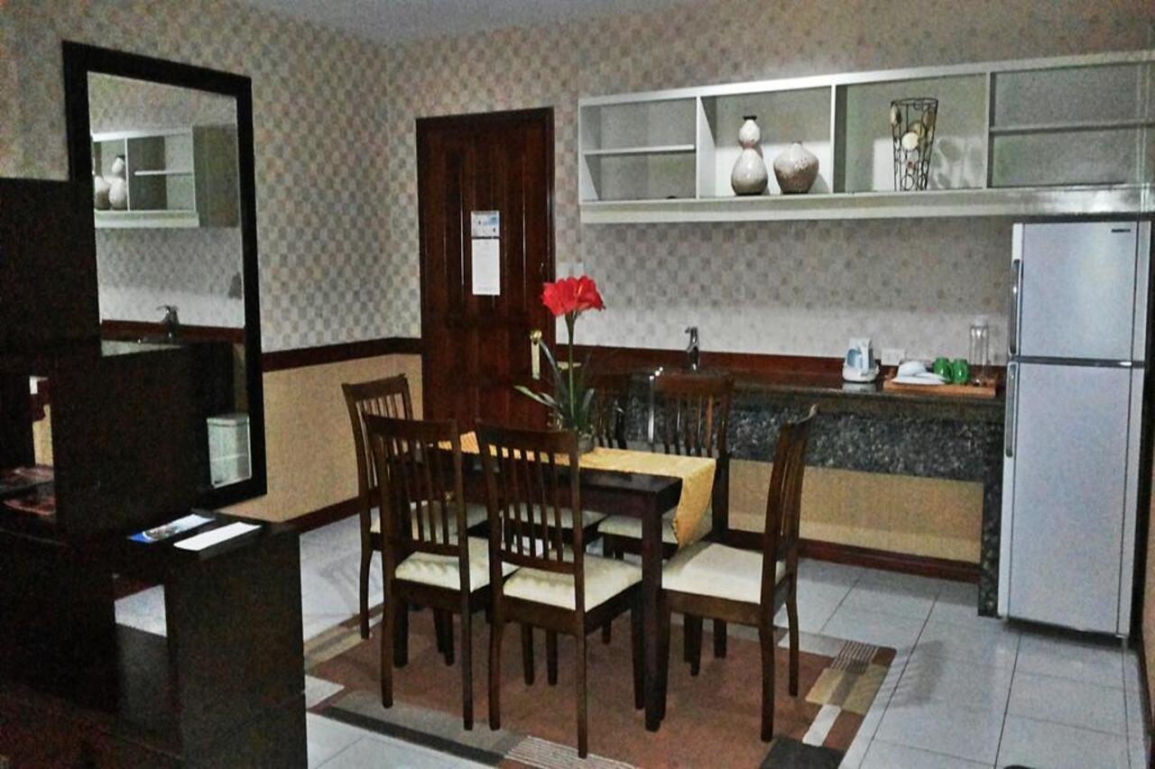 Subic Residencias Olongapo Exterior photo