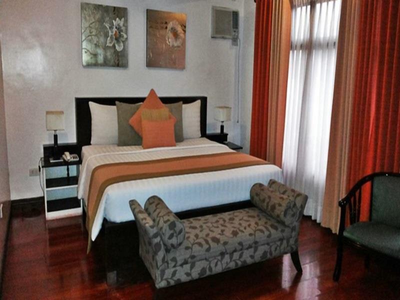 Subic Residencias Olongapo Exterior photo